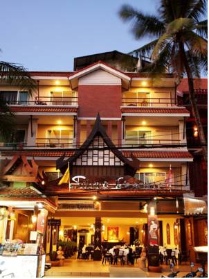Silver Resortel Silver Resortel